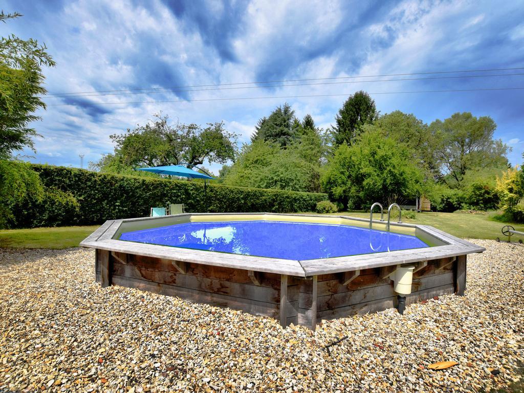 Holiday Home In Virton With Swimming Pool エクステリア 写真